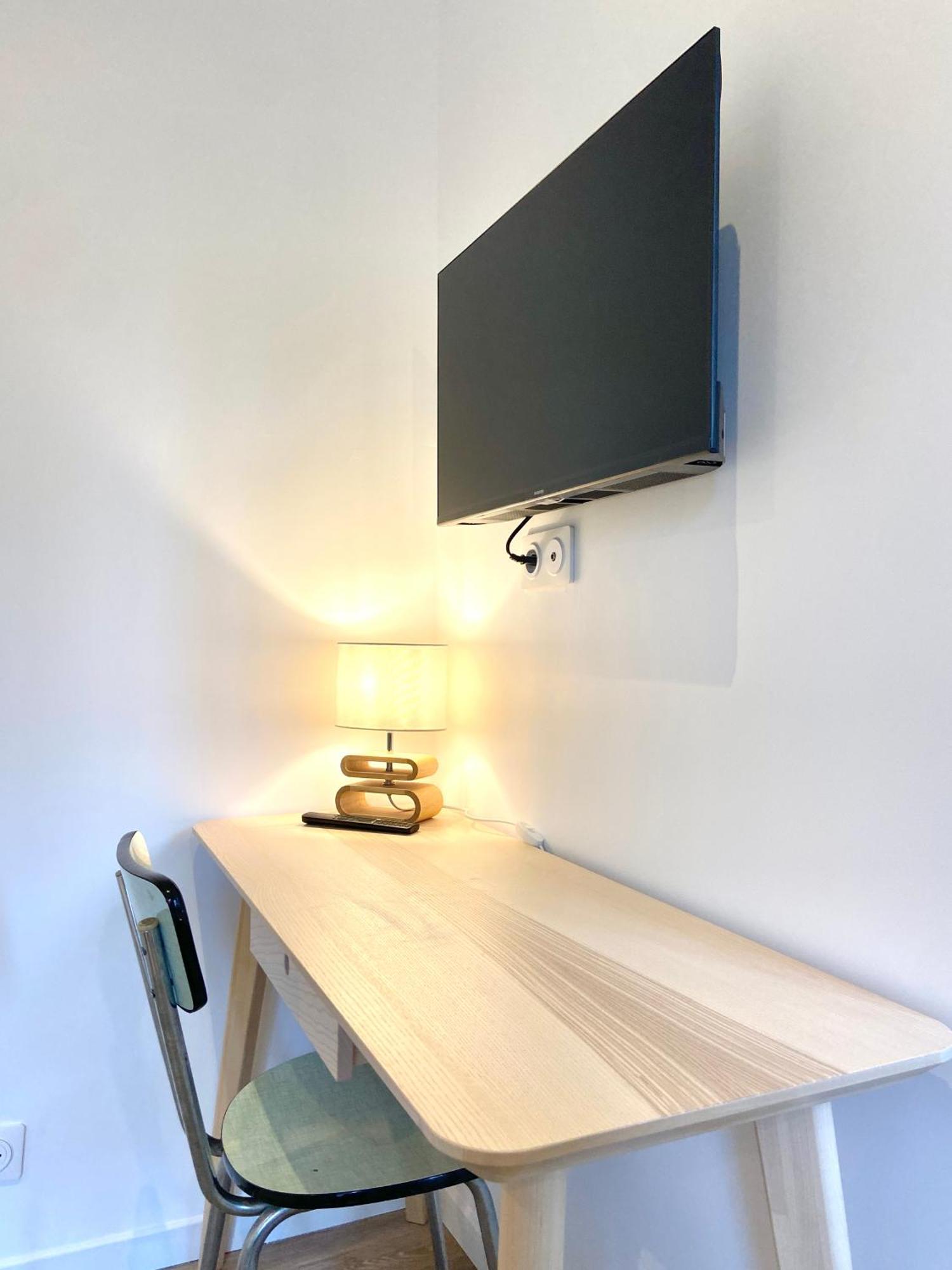 Espace Le Cheval Blanc Castelnau-le-Lez Bilik gambar