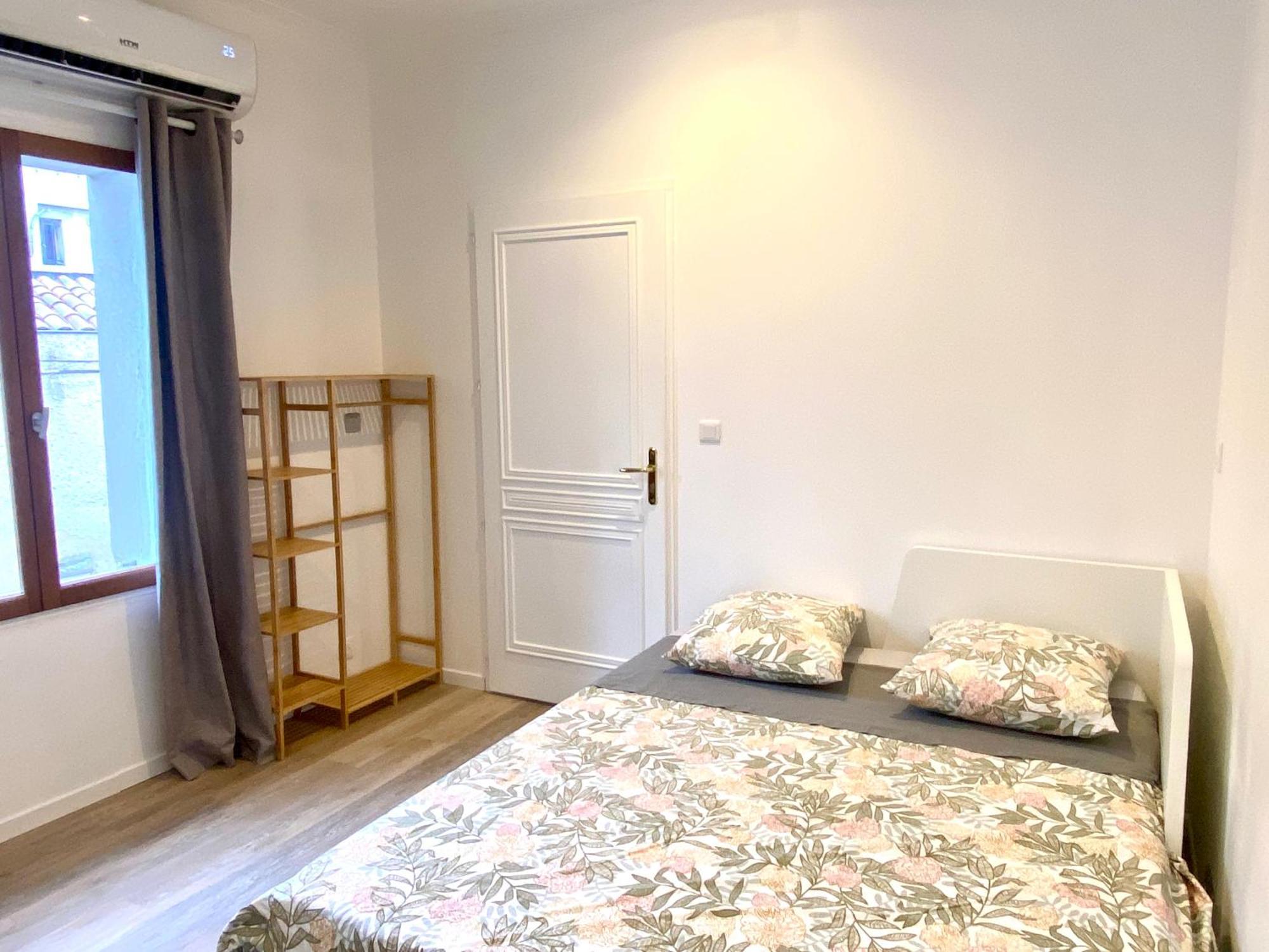 Espace Le Cheval Blanc Castelnau-le-Lez Bilik gambar